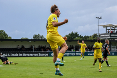 EintrachtFrankfurtII-TuS_16