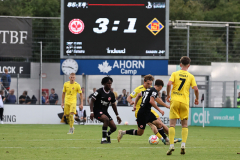 EintrachtFrankfurtII-TuS_40